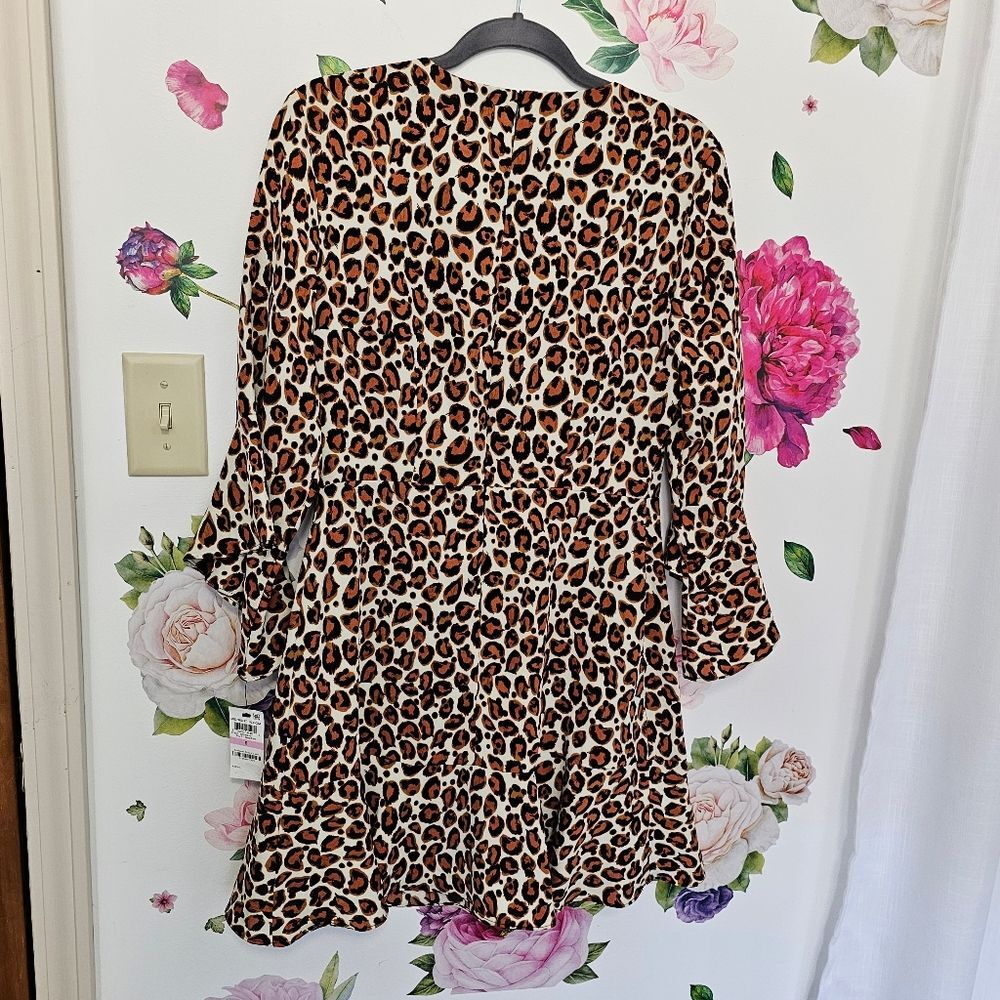 Chiffon Leopard Ruffle Dress Size 6 Knee Length Long Sleeve NWT Bar III - Picture 3 of 8